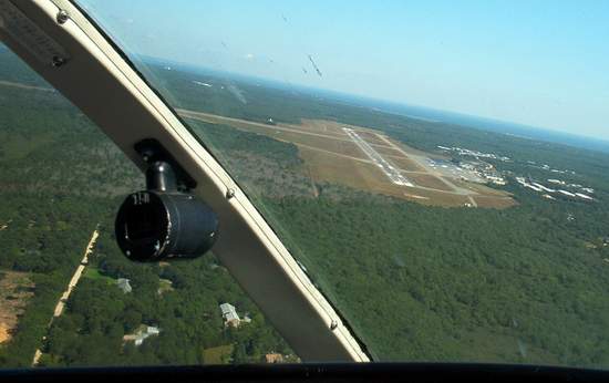 Approaching the runway!