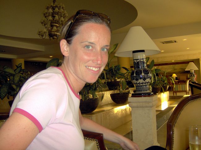 After the walk, we lounged at the lobby bar!