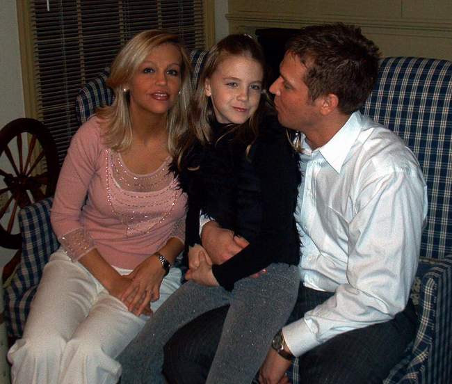 Corry with Leigh and her little sister!