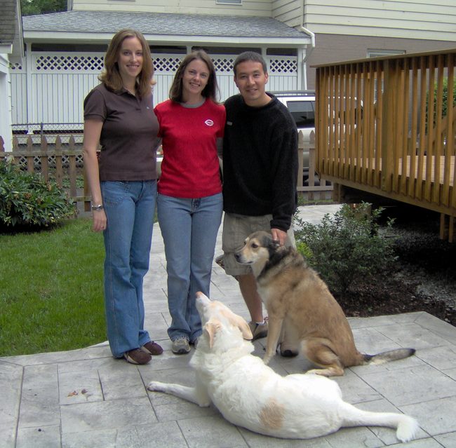 Jen in a nice family picture!