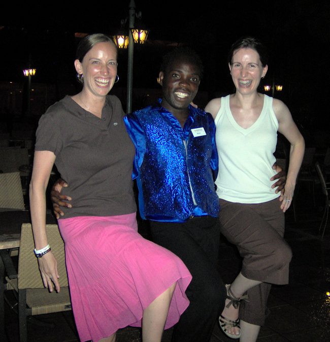 Jen and Kim become part of the entertainment!