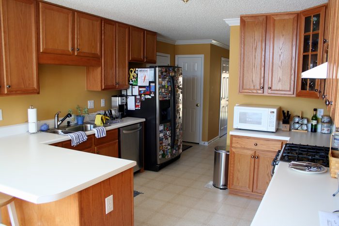The kitchen with the infamous magnet fridge!