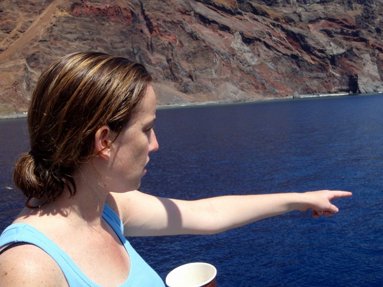 Jen says, 'I see one!'