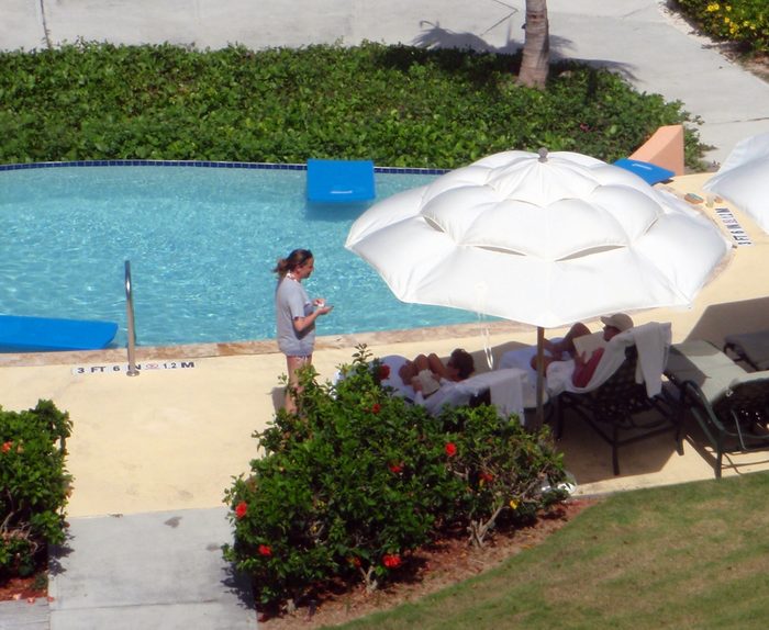 Jen visiting with Kevin and Cathy at the pool!