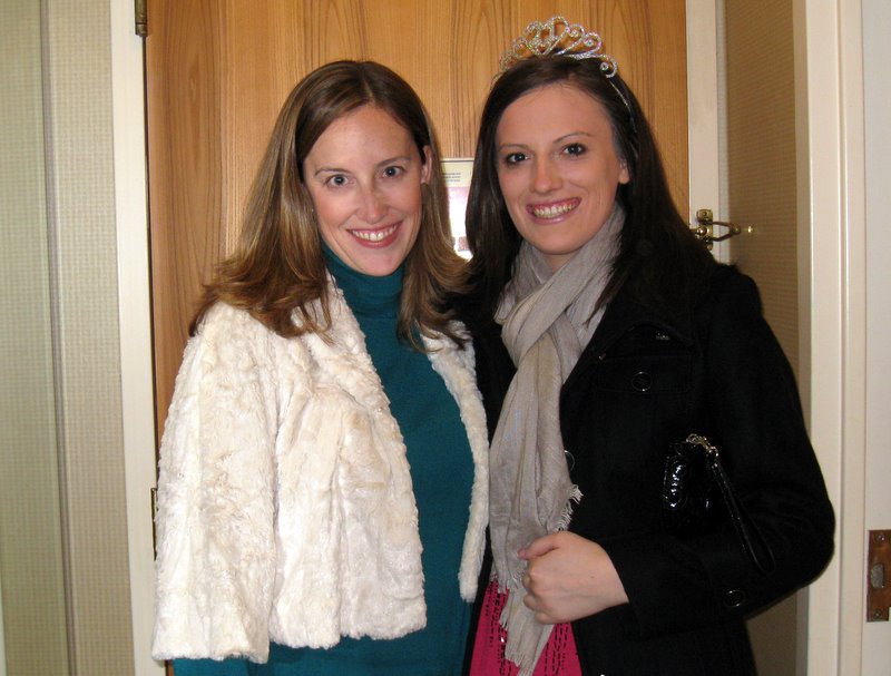 Ready to go!  The tiara is a nice touch!